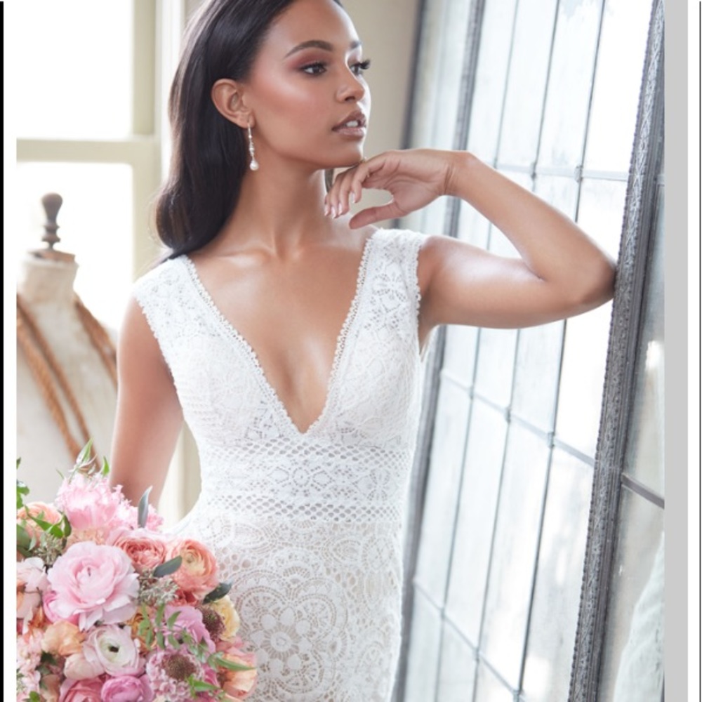 Madison James Wedding Dress, Style: MJ450, Sz 8